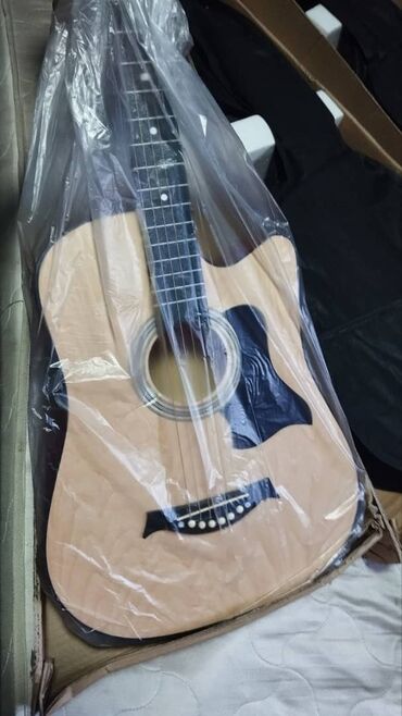Гитары: 🎸 Акустическая гитара 38" (новая) Продаю новую гитару 38 размера —