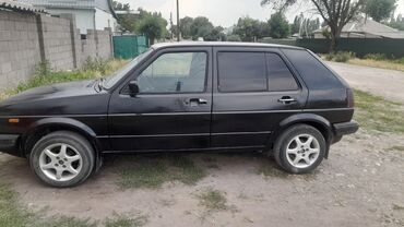 срочно срочно продаю машина: Volkswagen Golf: 1990 г., 1.8 л, Механика, Бензин