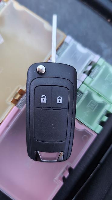 flip 4: Складной автоключ-брелок для Chevrolet - Форм-фактор: раскладной ключ — 1