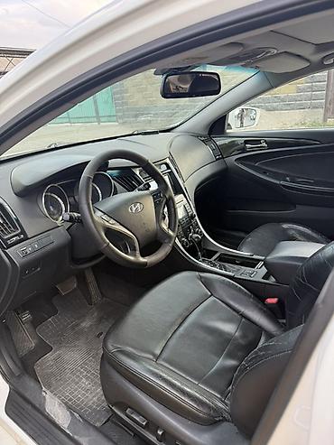 купить сонату: Hyundai Sonata: 2009 г., 2 л, Автомат, Бензин, Седан — 6