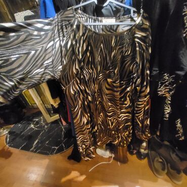 Ženska odeća: Haljina, tigar dezen, vel M-L, super rastegljib materijal, a lepo