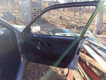 Volkswagen: Volkswagen Passat: 1994 г., 2 л, Механика, Бензин, Универсал — 12