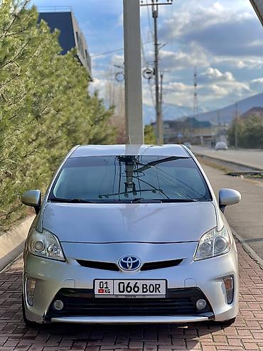 Toyota: Toyota Prius: 2015 г., 1.8 л, Автомат, Гибрид, Хэтчбэк — 1