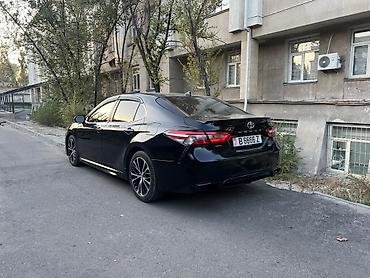 kia k7: Toyota Camry: 2018 г., 2.5 л, Автомат, Бензин, Седан — 2