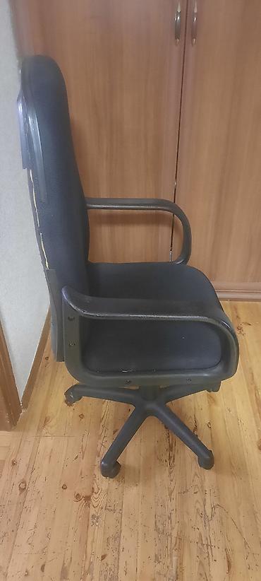 Ofis mebeli: İşlənmiş, Təkərli, Qolları tənzimlənmir, Parça — 1