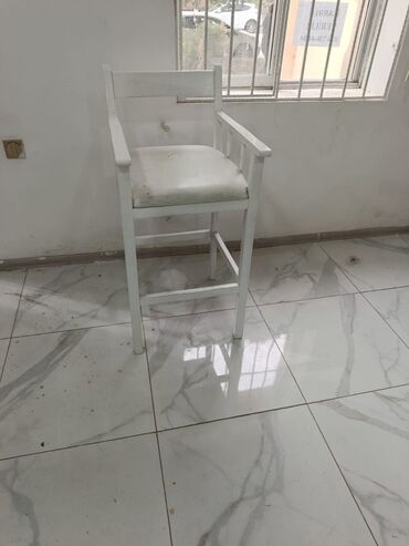 Stullar: Qonaq otağı üçün, Yeni, Qatlanmayan, rəng - Ağ Stul