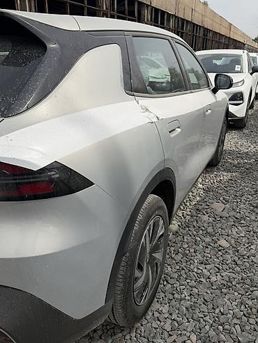 задние фонари 210: Changan Qiyuan Q05: 2026 г., Автомат, Электромобиль, Кроссовер — 3