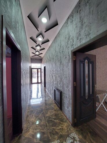 Günlük kirayə evlər: 200 kv. m, 4 otaqlı, Artezian quyusu, Kanalizasiya, Kombi — 17