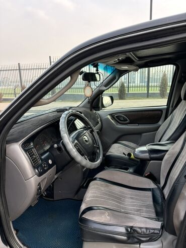 Mazda: Mazda Tribute: 2000 г., 3 л, Автомат, Бензин, Кроссовер — 6