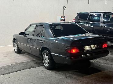 yeşqa maşın: Mercedes-Benz E 230: 2.3 l | 1990 il Sedan — 7