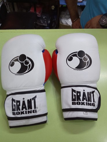 Перчатки: Боксёрские перчатки качество высшее, отличное По доступным ценам $ все — 4
