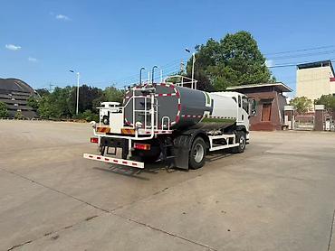 Уборочная техника: Мы являемся прямым продавцом с завода-производителя автомобилей CLW в — 13