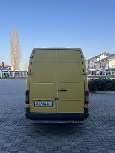 Mercedes-Benz: Mercedes-Benz Спринтер: 2002 г., 2.2 л, Механика, Дизель, Фургон — 4