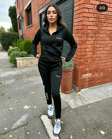 Gornji i donji deo: Nike, bоја - Crna — 9