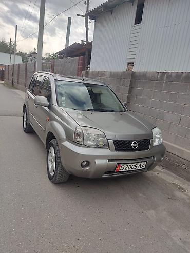 Nissan X-Trail: 2002 г., 2 л, Кол менен иштөөчү, Бензин, Кроссовер — 2