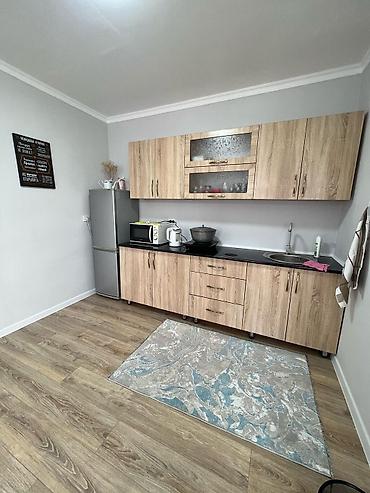 Продажа отелей и хостелов: Срочно продаю коттедж в городе Чолпон Ата! Две спальни зал кухня со — 9