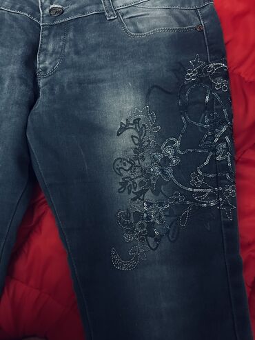 Cinslər: Cinslər, Bershka, L — 3