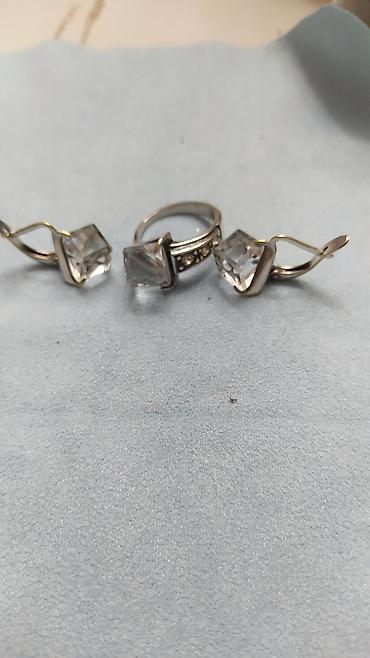 Серебряные наборы украшений: Набор украшений: серьги + кольцо с прозрачными камнями,горный хрусталь — 11