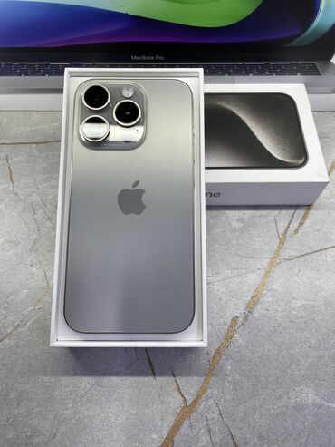 Apple iPhone: IPhone 15 Pro Max, Б/у, 1 ТБ, Black Titanium, Наушники, Зарядное устройство, Защитное стекло, В рассрочку, 100 % — 5