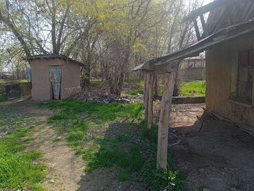 продам дом киргизия 1: 14 м², 5 комнат, Старый ремонт