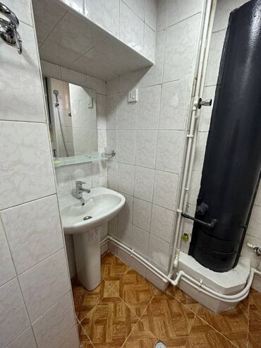 Köhnə tikili: Bakı, 3 otaqlı, Köhnə tikili, m. Həzi Aslanov, 60 kv. m — 6