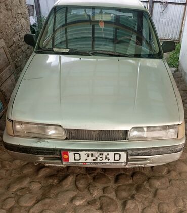 Mazda: Mazda 626: 1989 г., 2 л, Механика, Бензин, Седан