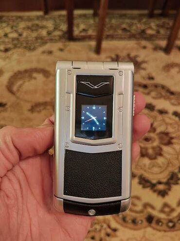 Vertu: Vertu Constellation, rəng - Gümüşü, İki sim kartlı