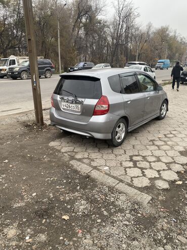 Honda: Honda Fit: 2003 г., 1.5 л, Вариатор, Бензин, Хэтчбэк