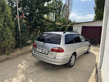 Транспорт: Toyota Avensis: 2002 г., 1.8 л, Автомат, Бензин, Универсал — 3