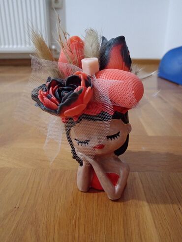 Figure: Figura, bоја - Šareno — 2