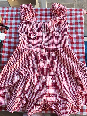 akril odeca: Letnja haljina na kockice (crveno-beli gingham) - Kroj: mini/kratka — 1