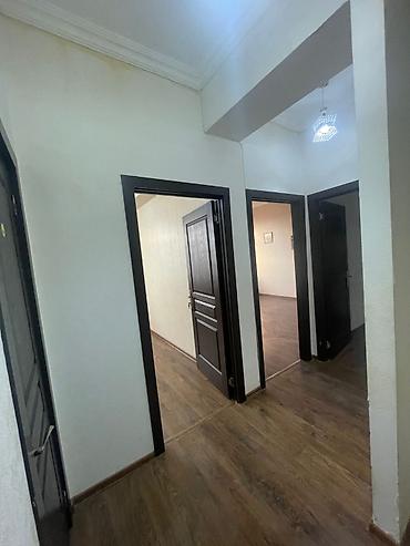 Mənzillər: Hövsan Mida 1. Manzil orta blokda yerlasir Otaqlar ayri-ayri — 9