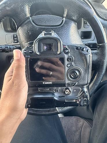 проф зеркалку: Фотоаппарат Canon EOS 5D Mark ||| Основные особенности: - — 3