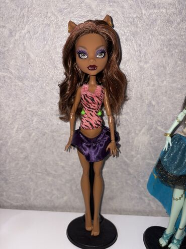 Monster High Kuklası Clawdeen Wolf satılır. Продается кукла монстер