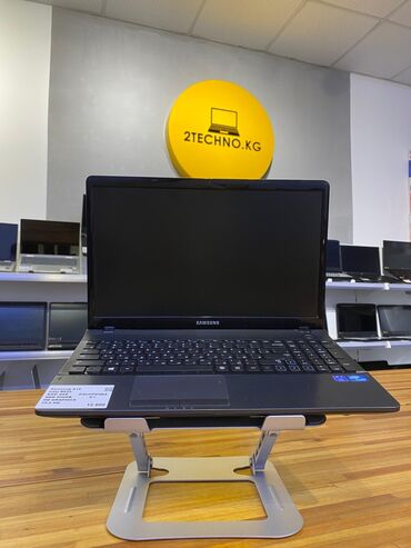 Ноутбуки: Ноутбук, Samsung, 4 ГБ ОЗУ, Intel Celeron, 15.6 ", Б/у, Для несложных задач, память HDD
