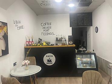 bakıda kabinetli restoranlar: Kaffa Coffee – rahat və səliqəli mini-kafe Xüsusiyyətlər: - Brend — 1