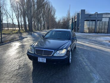 Бамперы: Передний Бампер Mercedes-Benz 2000 г., Б/у, цвет - Синий, Оригинал