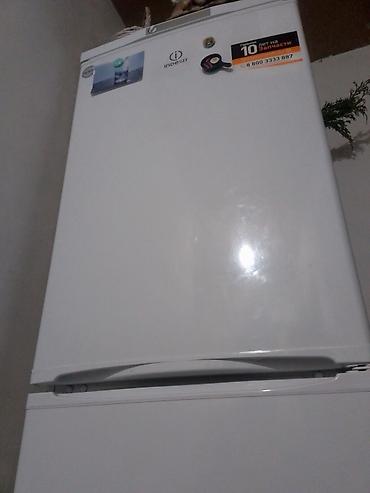 type 1: Холодильник Indesit, Б/у, Двухкамерный, De frost (капельный), 60 * 185 * 60 — 6