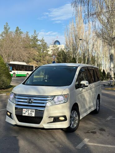 степ армения: Honda Stepwgn: 2011 г., 2 л, Вариатор, Бензин, Минивэн