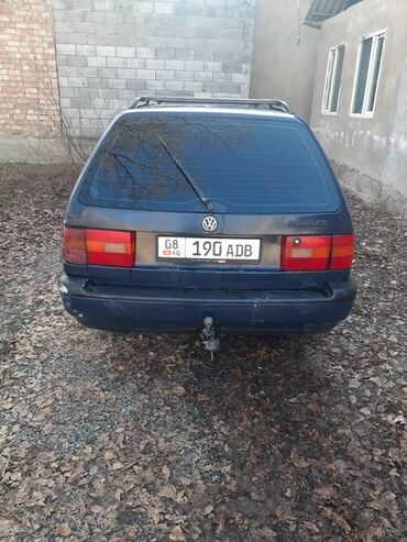 Volkswagen: Volkswagen Passat: 1994 г., 2 л, Механика, Бензин, Универсал