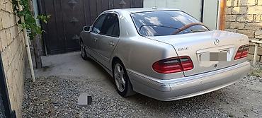 mercedes 180 b: Mercedes-Benz E-Class: 2.4 l | 1999 il Sedan — 7