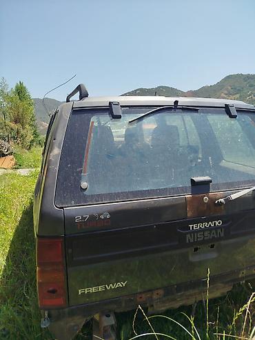 мотор на мотоцыкл: Nissan Terrano: 1992 г., 2.7 л, Дизель, Универсал — 1