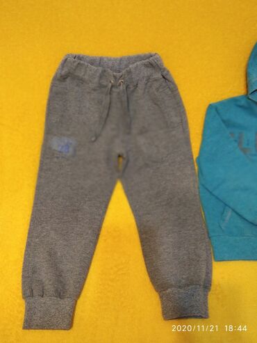 Komplet trenerke: 92, Za dečake — 10