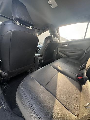 Транспорт: Toyota Corolla: 2023 г., 1.8 л, Вариатор, Гибрид, Седан — 7