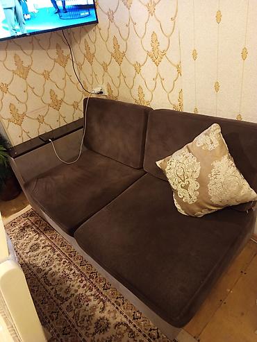 Qəhvəyi rəngli kiçik divan
Açılmır
Bazası yoxdur