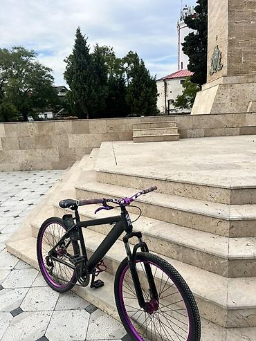 cube race 318: Velosiped ramasi qara rengdedi qiymeti 205azndir arxa7 qabag 3 lu dur — 7