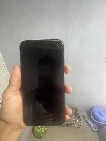iphone 11 pr: IPhone 11, Б/у, 128 ГБ, Черный, Чехол, 95 % — 3