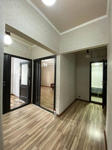 квартира в кызыл кия: 4 комнаты, 74 м², 105 серия, 3 этаж