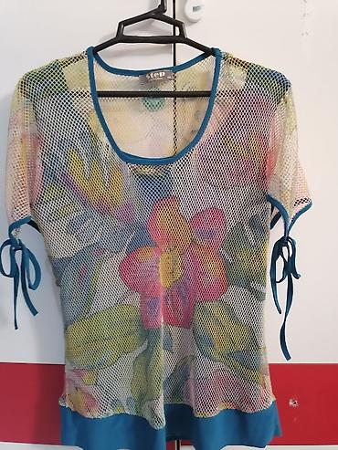 Sviterlər: Подходит на 40-42. Bir az qarın olan adama çox gəşəng — 6