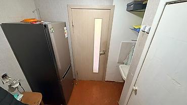 Продажа квартир: 1 комната, 18 м², ул. Ахунбаева / Малдыбаева Индивидуалка, 4 этаж, Косметический ремонт — 3